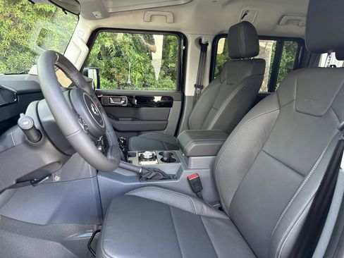 New 2025 INEOS Grenadier Fieldmaster Edition image 14