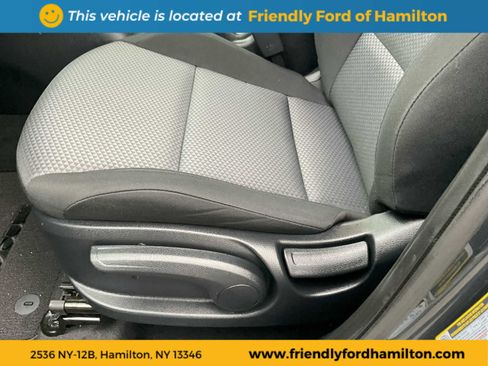 Used 2025 Kia Soul LX image 16