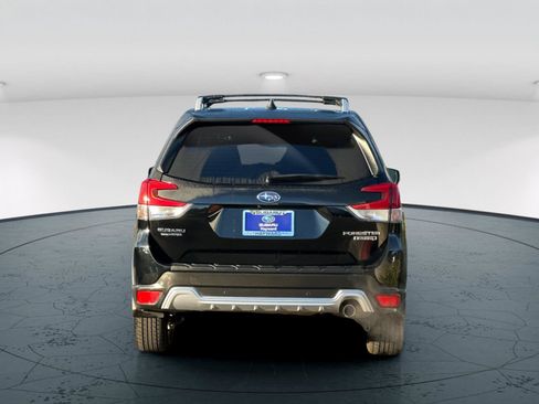 Used 2023 Subaru Forester Touring image 5