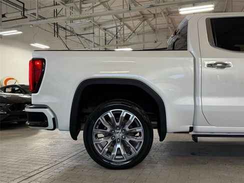 Used 2023 GMC Sierra 1500 Denali w/ Denali Reserve Package AWD/4WD image 18