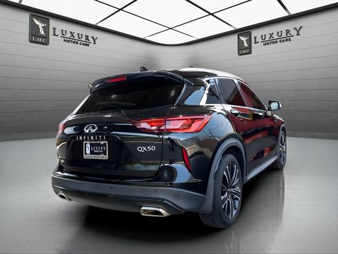 Used 2022 INFINITI QX50 Luxe w/ Appearance Package AWD/4WD image 8