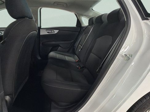 Used 2024 Kia Forte LXS FWD image 33