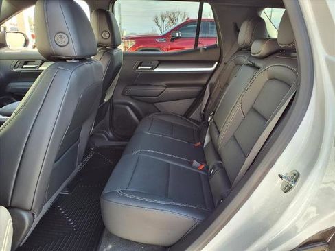 Certified 2025 GMC Terrain Elevation w/ Elevation Premium Package image 20