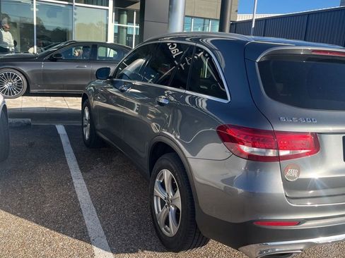 Used 2018 Mercedes-Benz GLC 300 image 3