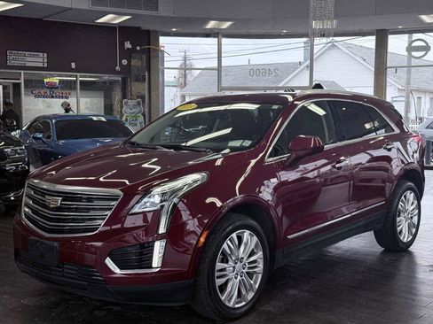 Used 2018 Cadillac XT5 Premium Luxury image 2
