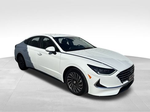 Used 2023 Hyundai Sonata SEL image 3