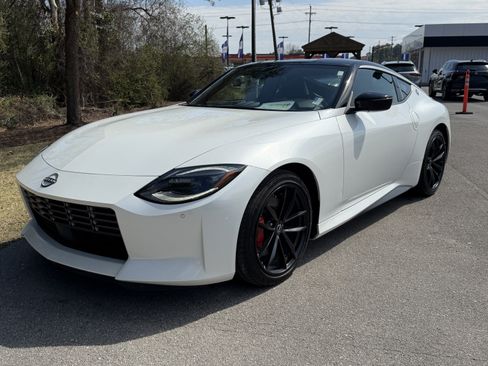 Used 2024 Nissan Z Performance w/ Floor Mat Package image 59