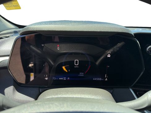 Used 2025 Chevrolet TrailBlazer LT AWD/4WD image 11