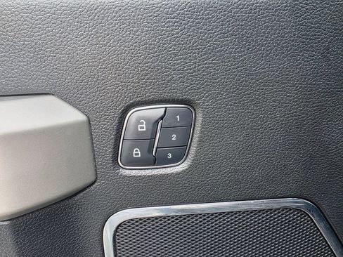 Used 2016 Ford F150 Lariat w/ Equipment Group 502A Luxury image 13