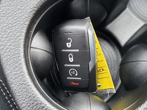 Used 2025 RAM 2500 Big Horn image 24