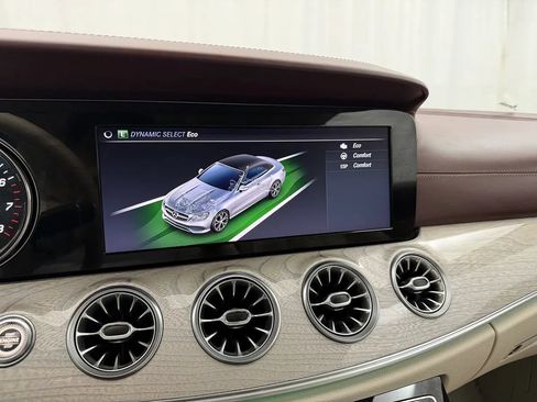 Used 2018 Mercedes-Benz E 400 4MATIC Cabriolet image 35
