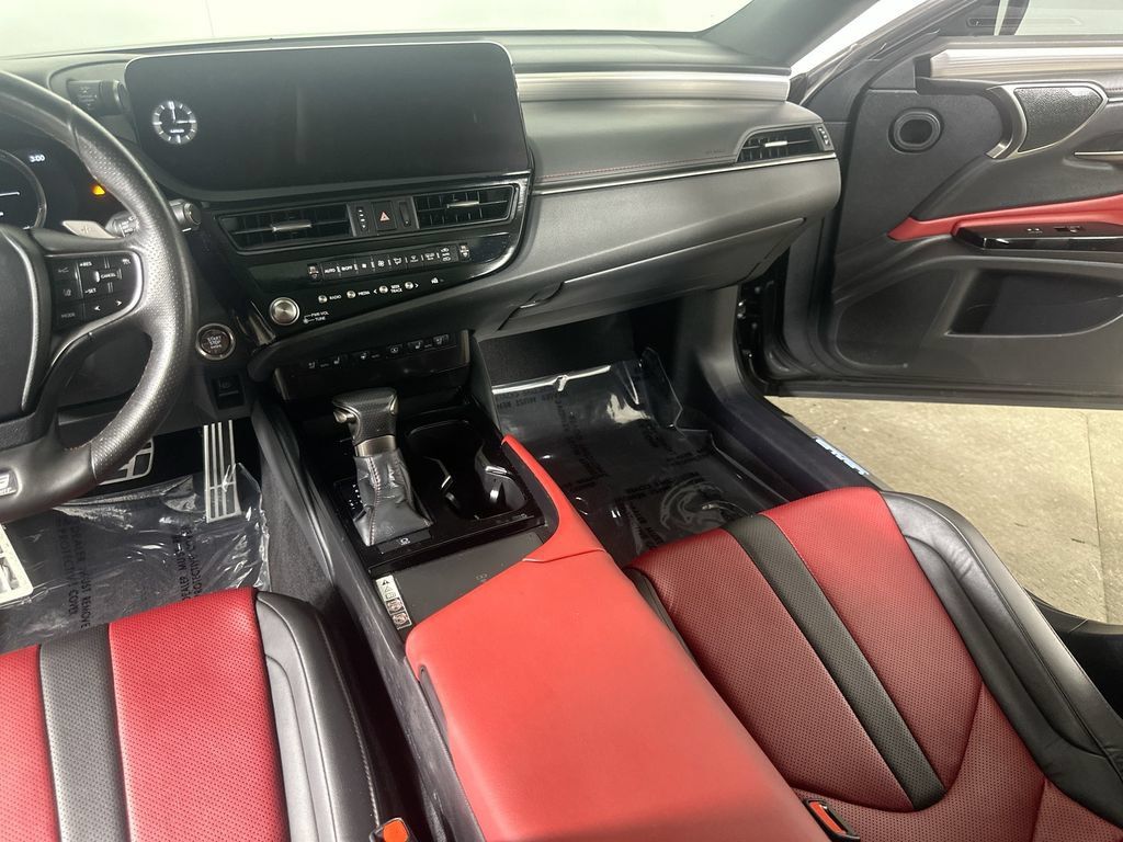 Used 2024 Lexus ES 350 F Sport w/ Accessory Package (Z2) FWD image 21