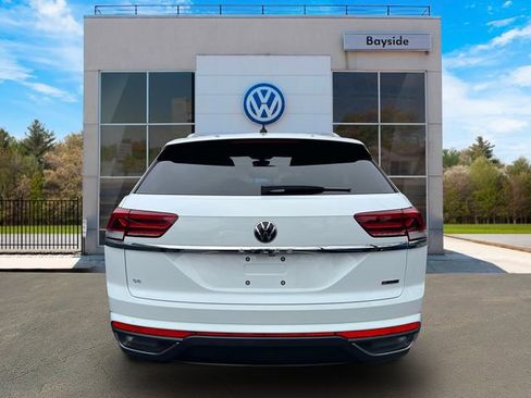 Used 2022 Volkswagen Atlas Cross Sport SE image 7