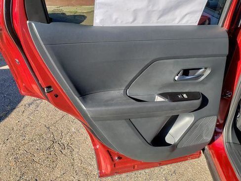 New 2026 Nissan Kicks SR w/ Cold Weather Package AWD/4WD image 14