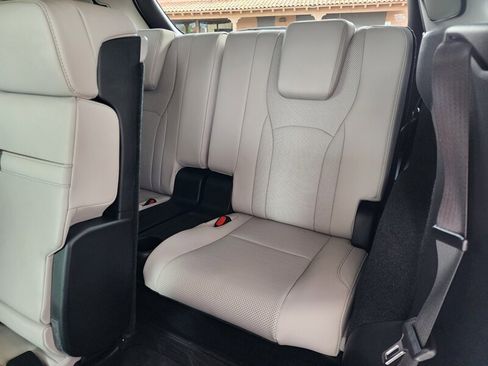 Used 2022 Lexus RX 350L Luxury image 91