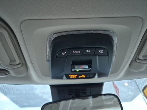 Used 2026 Toyota Corolla LE image 34