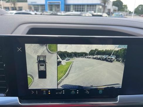 Used 2024 Chevrolet Silverado 2500 LTZ w/ LTZ Plus Package AWD/4WD image 28