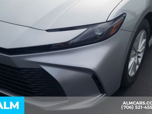 Used 2025 Toyota Camry LE FWD image 11