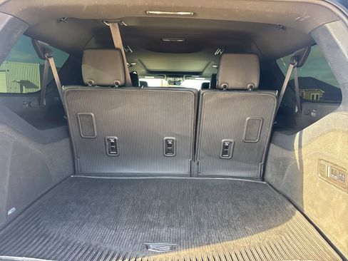 Used 2023 Cadillac Escalade ESV Premium Luxury image 44