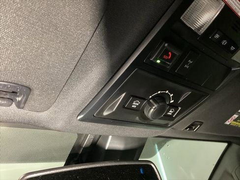 Certified 2021 Toyota Tacoma TRD Off-Road w/ Technology Package image 17