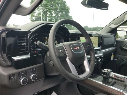 New 2026 GMC Sierra 1500 SLT w/ SLT Convenience Package image 20