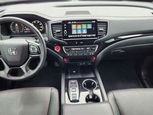 Used 2024 Honda Ridgeline Black Edition image 17