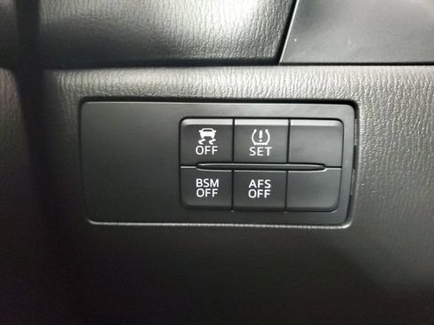 Used 2016 MAZDA MAZDA3 s Grand Touring FWD image 34