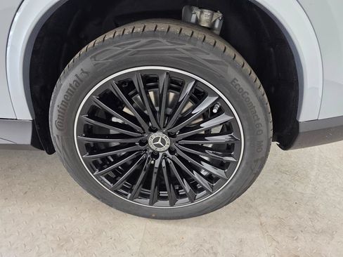 New 2026 Mercedes-Benz GLC 300 image 12