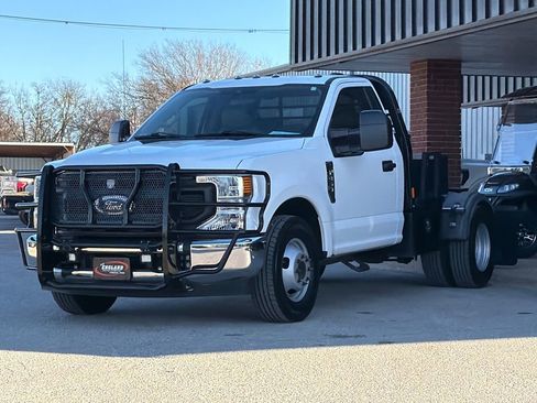 Used 2020 Ford F350 XL w/ XL Value Package image 3