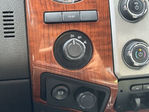 Used 2016 Ford F350 King Ranch w/ King Ranch w/Chrome Package image 23