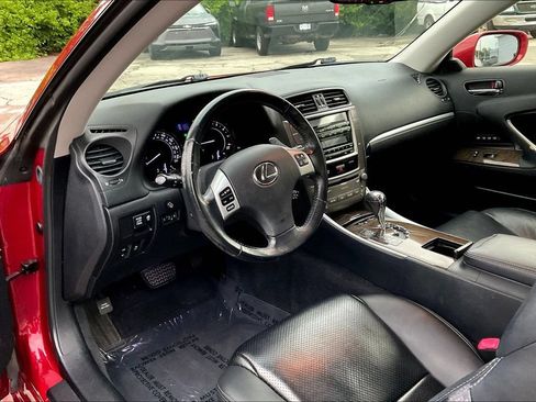 Used 2013 Lexus IS 250C w/ Luxury Pkg RWD image 8