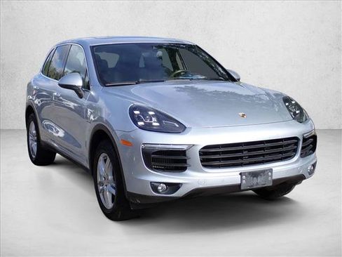 Used 2015 Porsche Cayenne Diesel w/ Premium Plus Package AWD/4WD image 6
