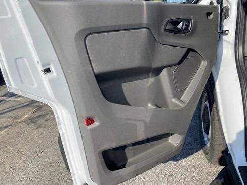 New 2026 Ford Transit 250 148 Medium Roof image 12