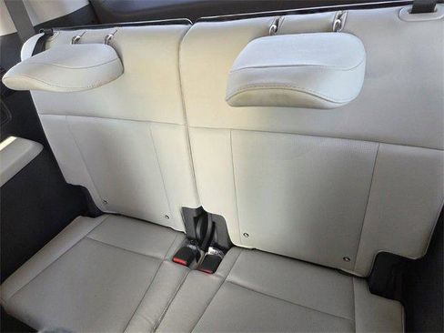 Used 2025 Hyundai Santa Fe Calligraphy image 11