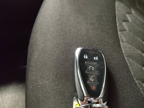 Used 2019 Chevrolet Equinox LT FWD image 32