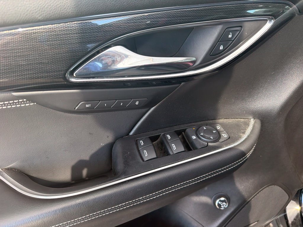 Used 2023 Buick Envision Essence w/ Sport Touring Package FWD image 10