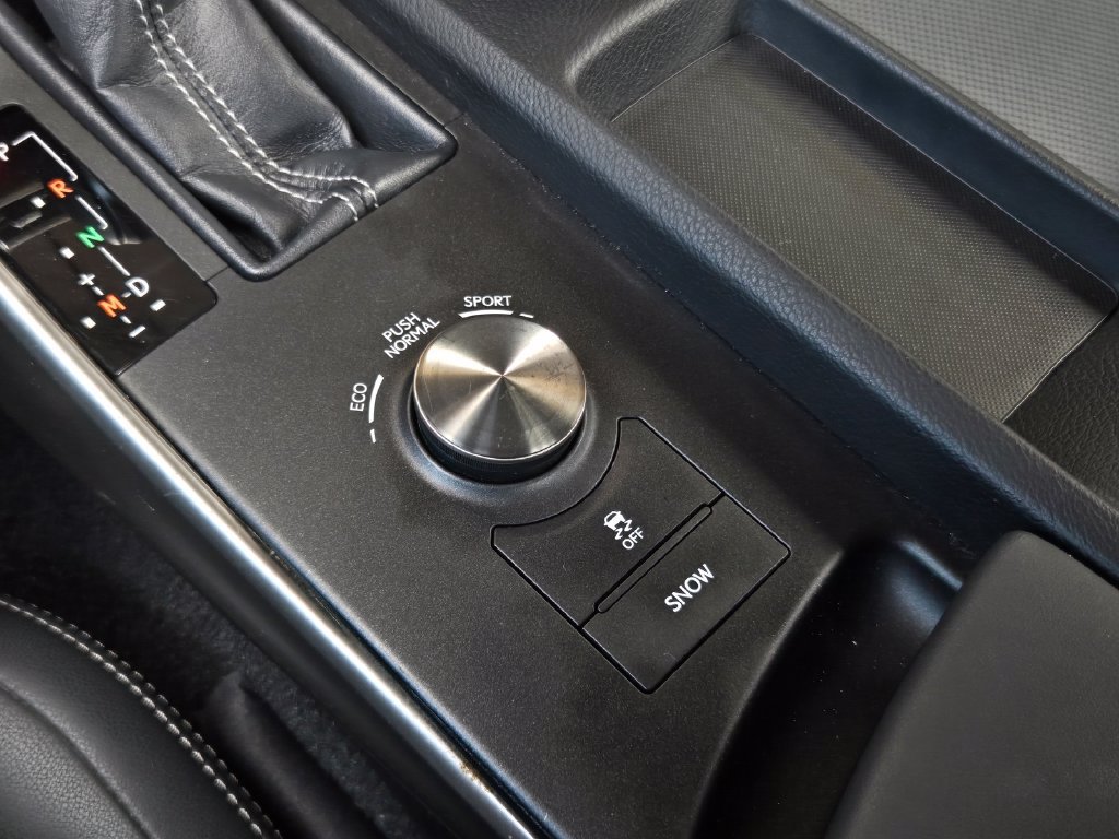 Used 2016 Lexus IS 200t RWD image 19