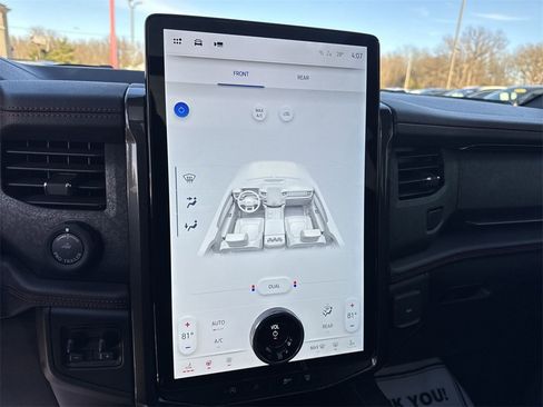 Used 2023 Ford Expedition Max Limited image 19