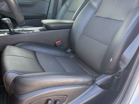 Used 2019 Chevrolet Impala LT w/ LT Convenience Package image 7