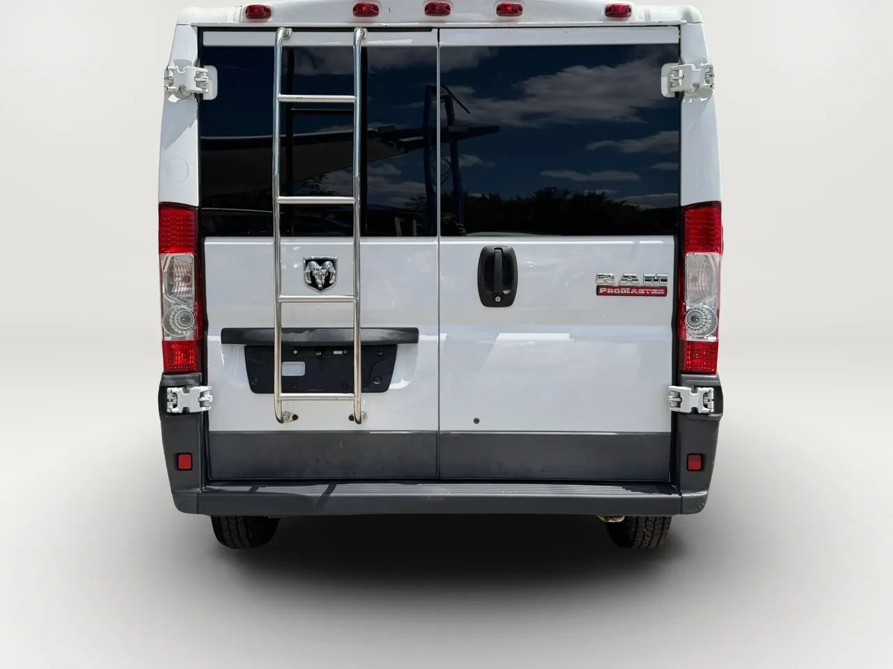 Used 2017 RAM ProMaster 1500 FWD image 4