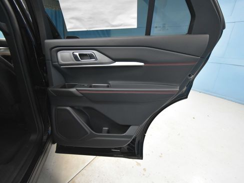 New 2026 Ford Explorer ST-Line AWD/4WD image 24