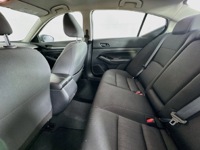 Used 2023 Nissan Altima 2.5 SV FWD image 22