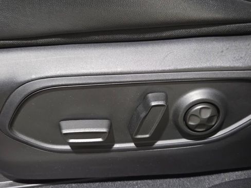 Certified 2024 Jeep Grand Cherokee L Altitude image 29