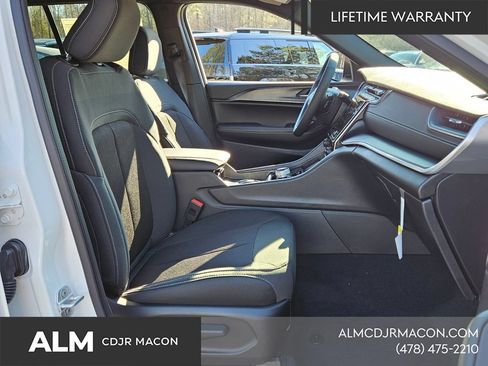 New 2025 Jeep Grand Cherokee Laredo RWD image 16