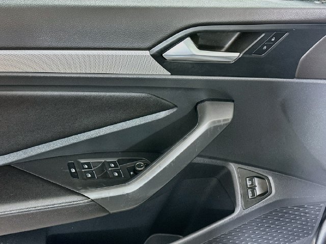 Certified 2023 Volkswagen Jetta Sport FWD image 18