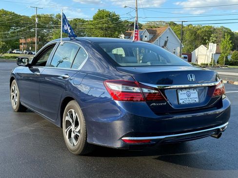 Used 2017 Honda Accord LX image 7