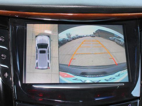 Used 2016 Cadillac Escalade ESV Luxury image 38