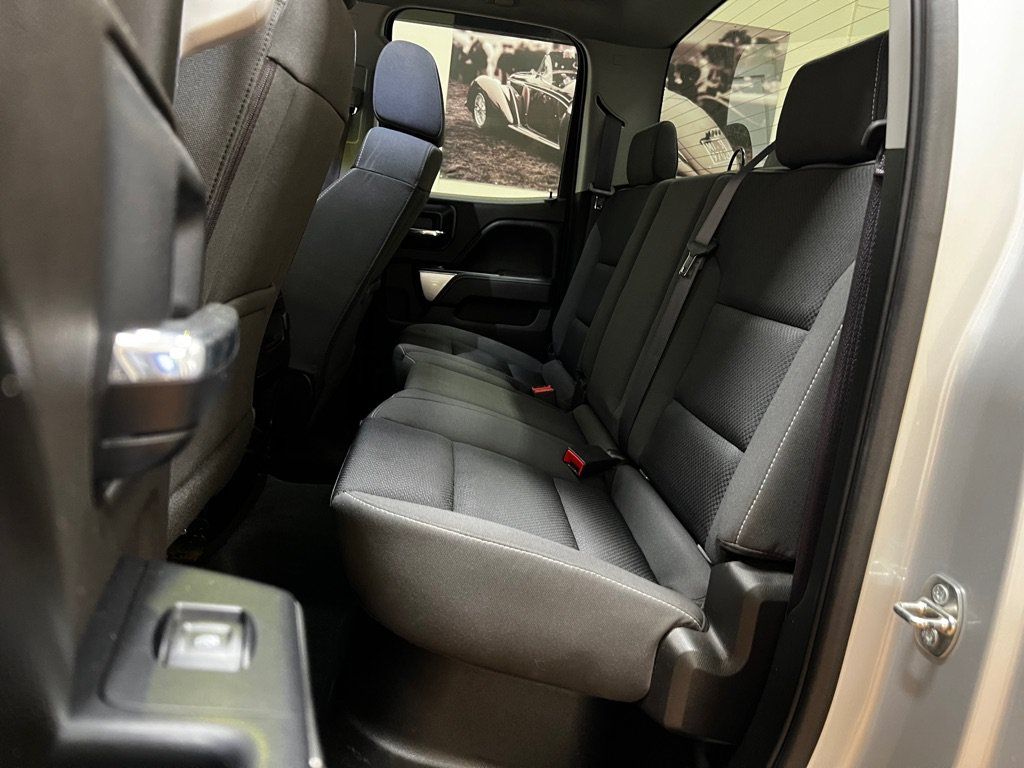 Used 2017 Chevrolet Silverado 1500 LT w/ Max Trailering Package AWD/4WD image 24