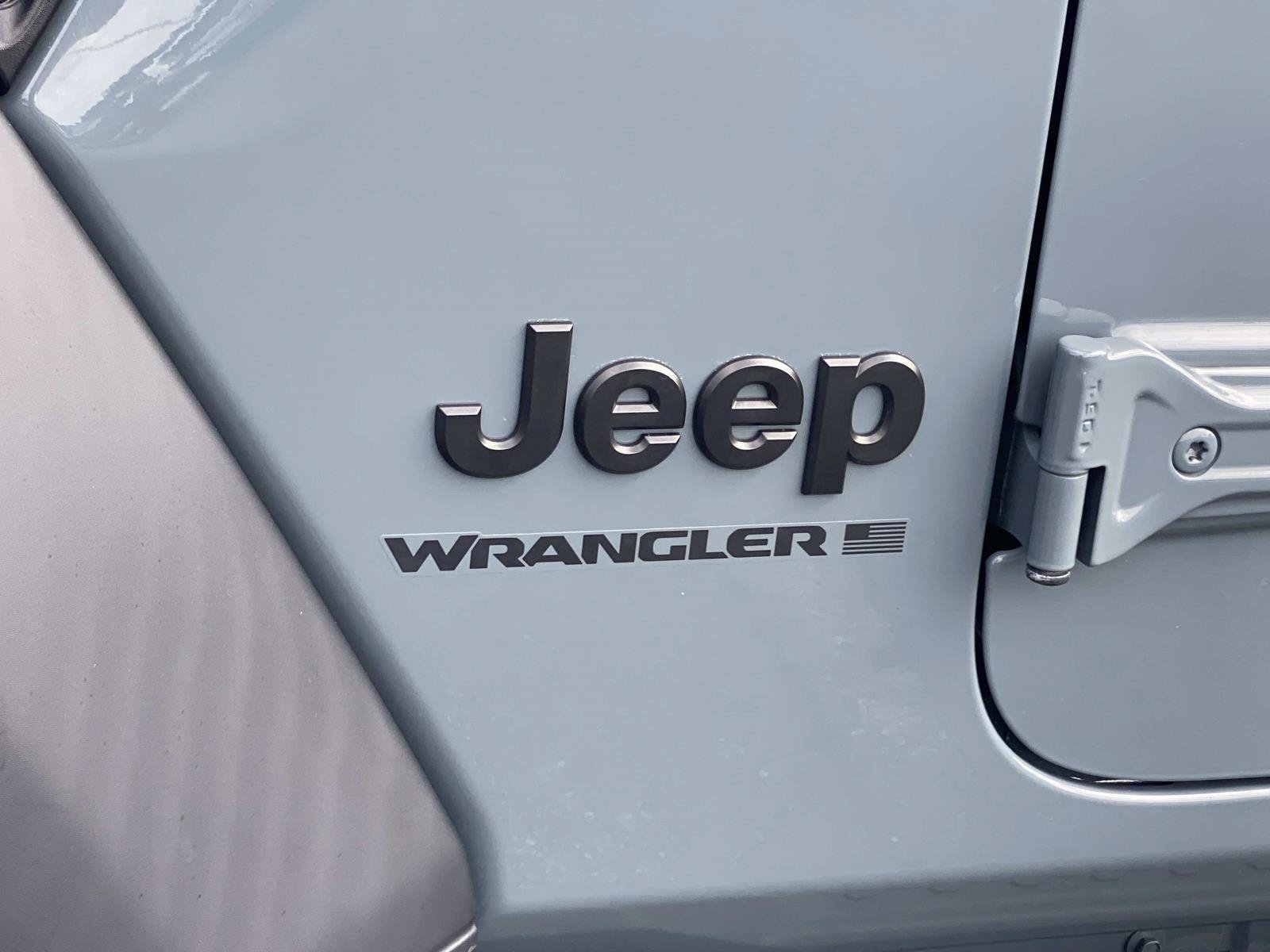 Used 2024 Jeep Wrangler Unlimited Sport AWD/4WD image 12