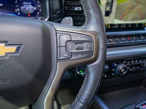 Used 2022 Chevrolet Silverado 1500 High Country w/ High Country Premium Package AWD/4WD image 24